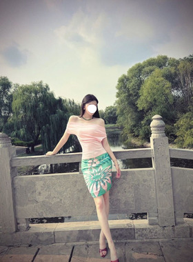 温柔千金感荡领气质上衣女夏季新款绿色印花半裙多巴胺穿搭两件套