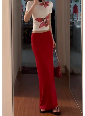 夏日性感辣妹气质穿搭套装新款白色印花上衣微胖红色包臀半身裙