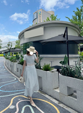 大码mm韩系气质少女感蓝色条纹连衣裙女夏季新款法式修身显瘦裙子