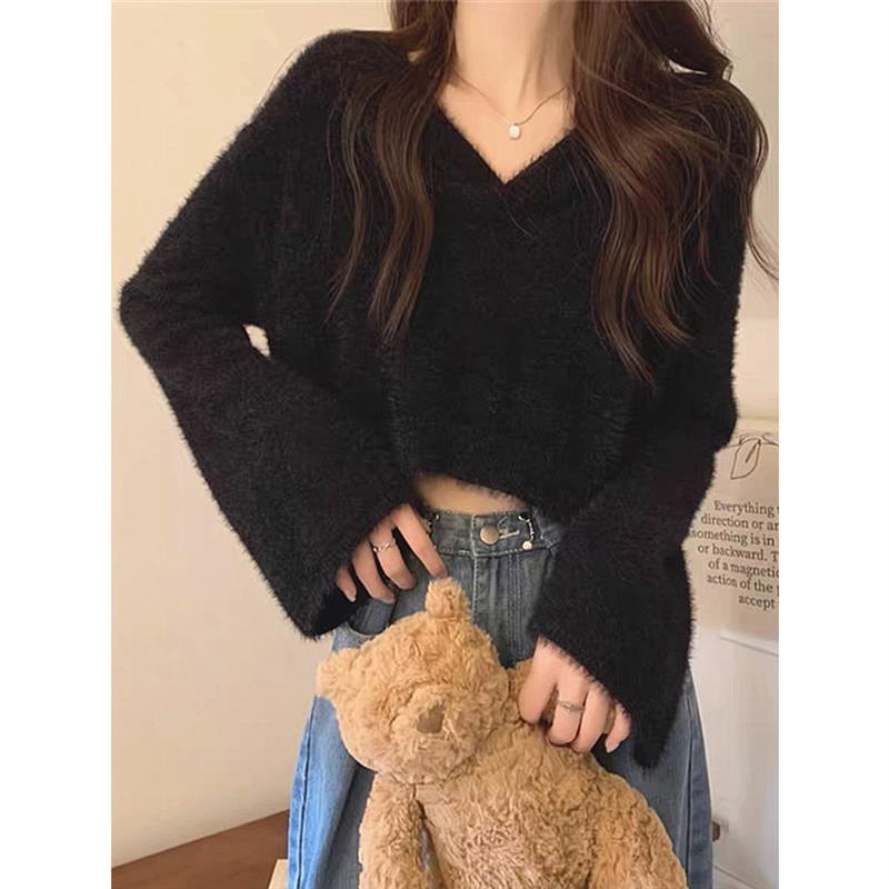 黑色高级感水貂绒短款毛衣女秋冬小个子宽松慵懒风针织衫内搭上衣