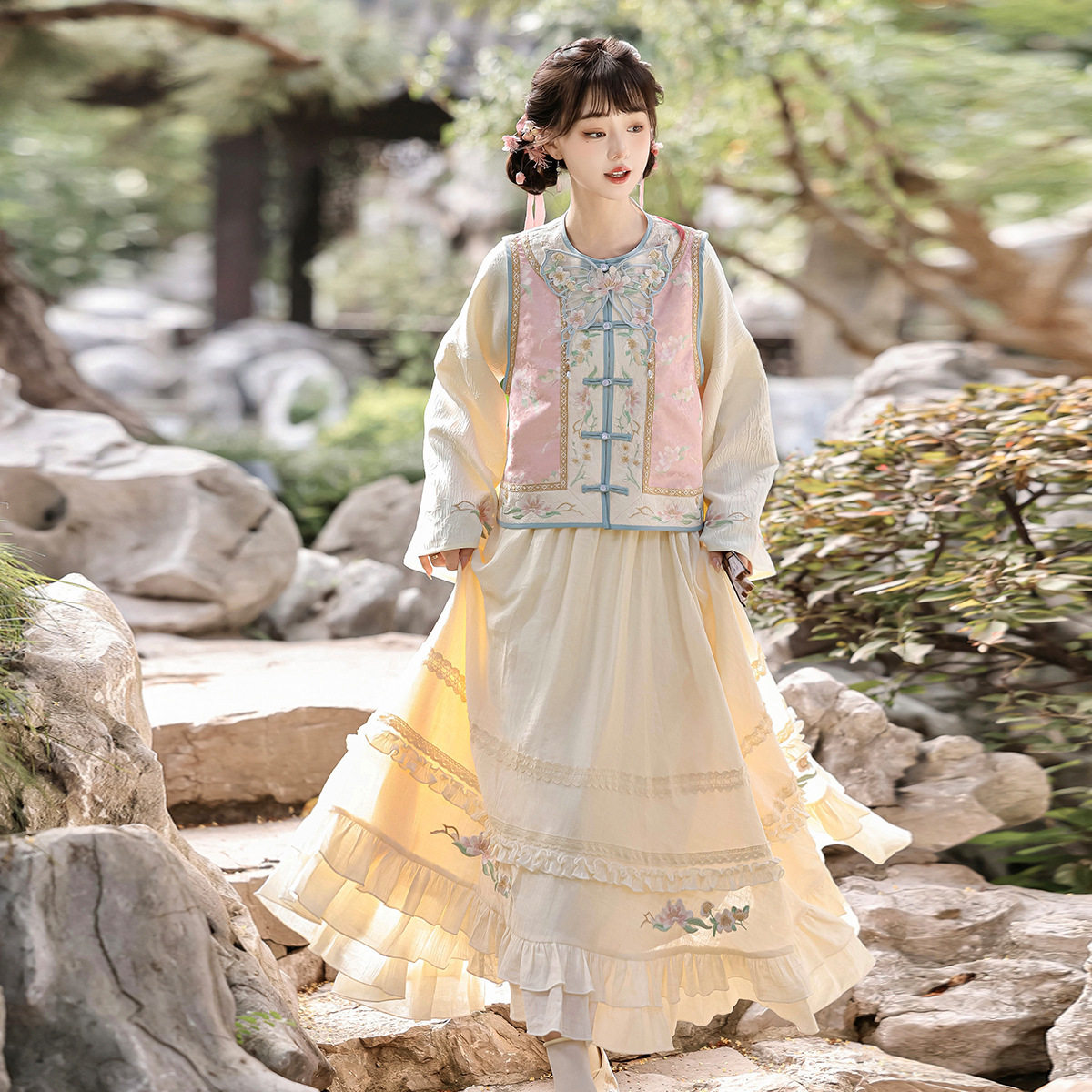 倚梦阁原创宝彩琉璃汉服女中国风汉元素马甲圆领衫半裙套装9409,女装/女士精品,汉服套装,淘宝优惠券,粉丝福利购,淘宝优惠卷