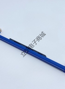 DDR4 台式机内存槽 288PIN立式贴片蓝色本体白色耳朵连接器