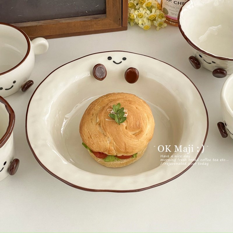 可爱创意新款陶瓷草帽盘