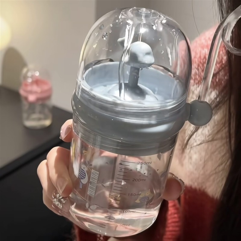 会喷水鲸鱼可爱防摔儿童吸管杯