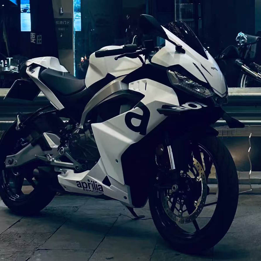 阿普利亚RS457外壳定制版画全车