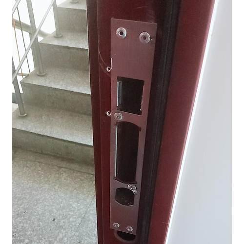 防盗门指向片门锁指向片霸王锁体门框扣板扣片配件通用型.