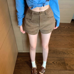 休闲靴裤 女秋冬百搭黑色a字时尚 美拉高腰显瘦棕色麂皮绒短裤 大码