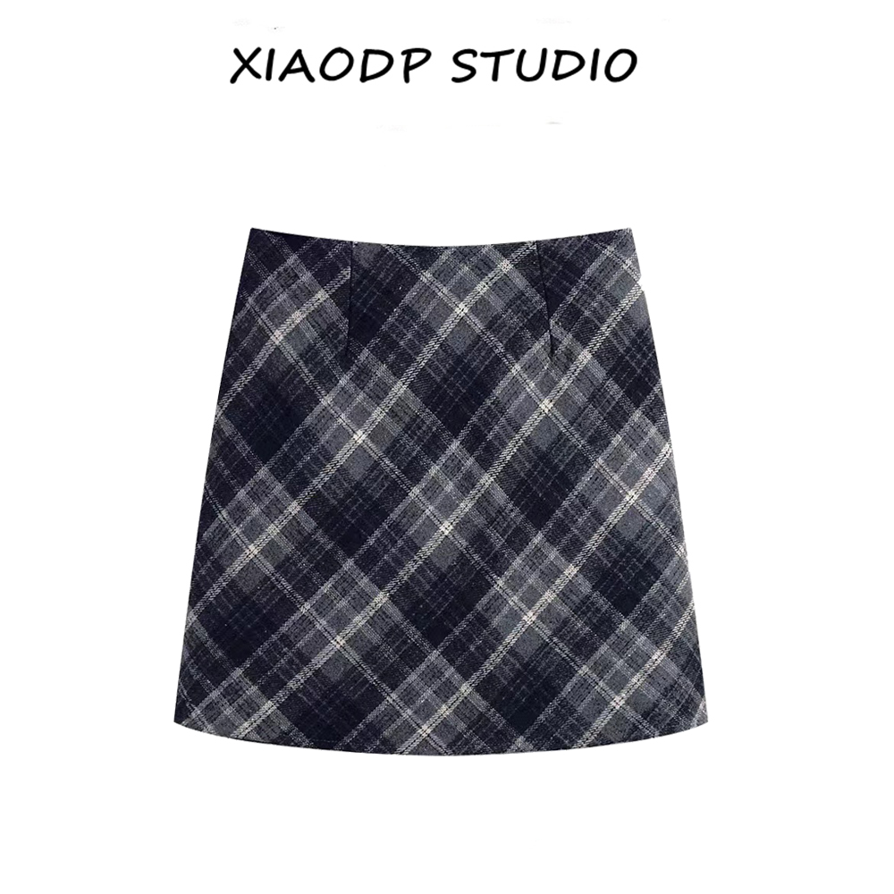 秋季韩系包臀A字格子短裙