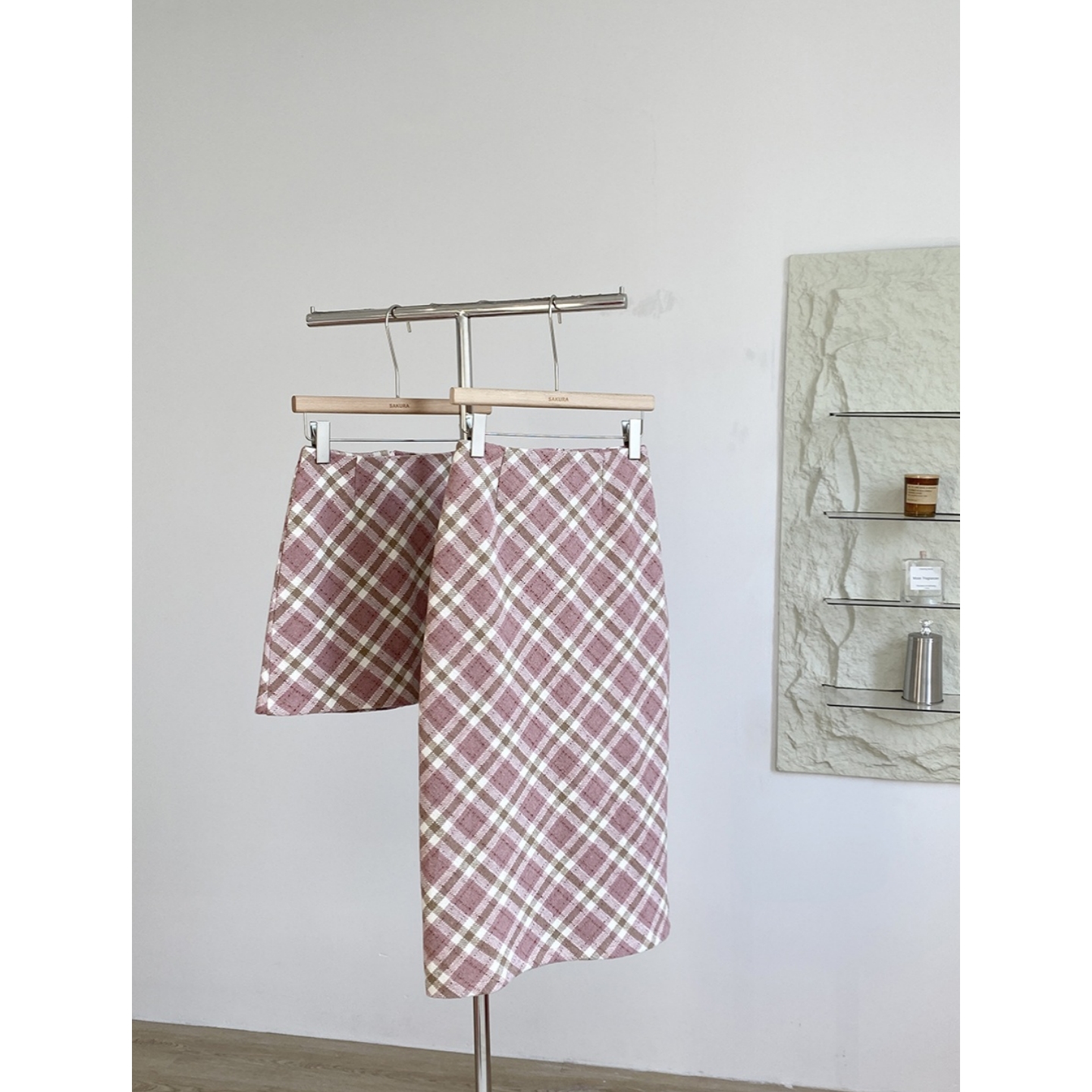 冬季甜辣妹粉色格纹毛呢半身裙子