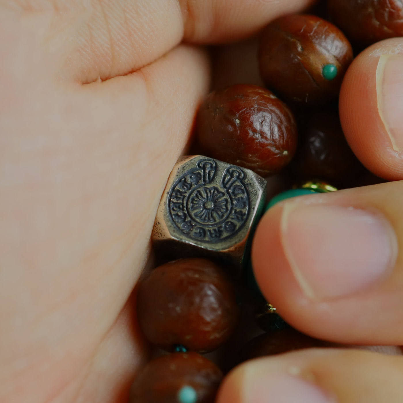 s925银文玩配件克罗芯复古骰子藏式隔珠菩提子柏香籽念珠配饰吊饰