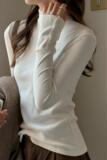 白色仿羊绒女士打底衫设计感半高领保暖磨毛显瘦内搭长袖上衣，女装T恤，搜酷衣阁