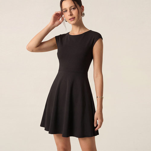 无袖收腰女士连衣裙 Sleeveless waist cinched women's dress