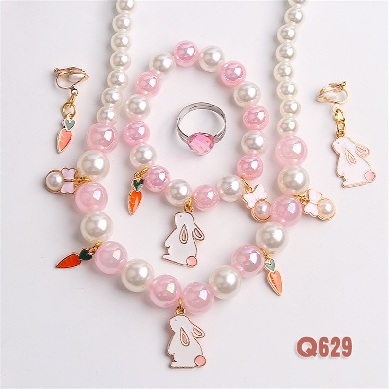 儿童项链手链女童个性挂件首饰品小女孩无洞耳夹宝宝可爱项链礼盒