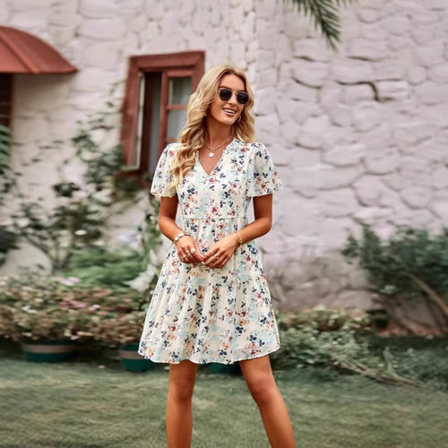 女士V领印花休闲连衣裙 Ladies' V-neck printed casual dress