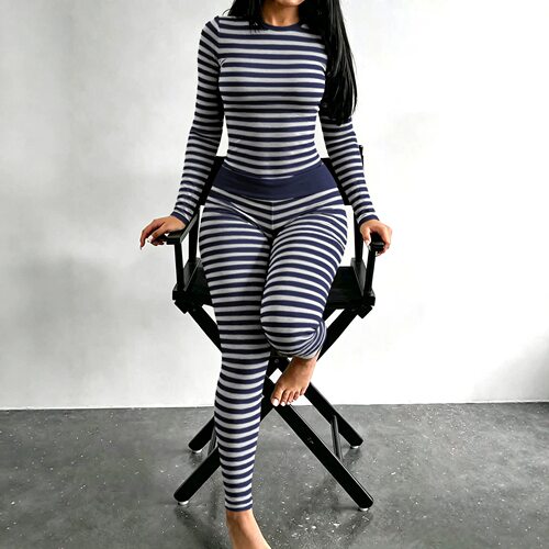 Striped round neck top and pants set 条纹圆领上衣长裤套装