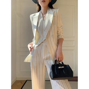 条纹西装套装女早秋新款女神范韩版培训会议主持人西服三件套正装