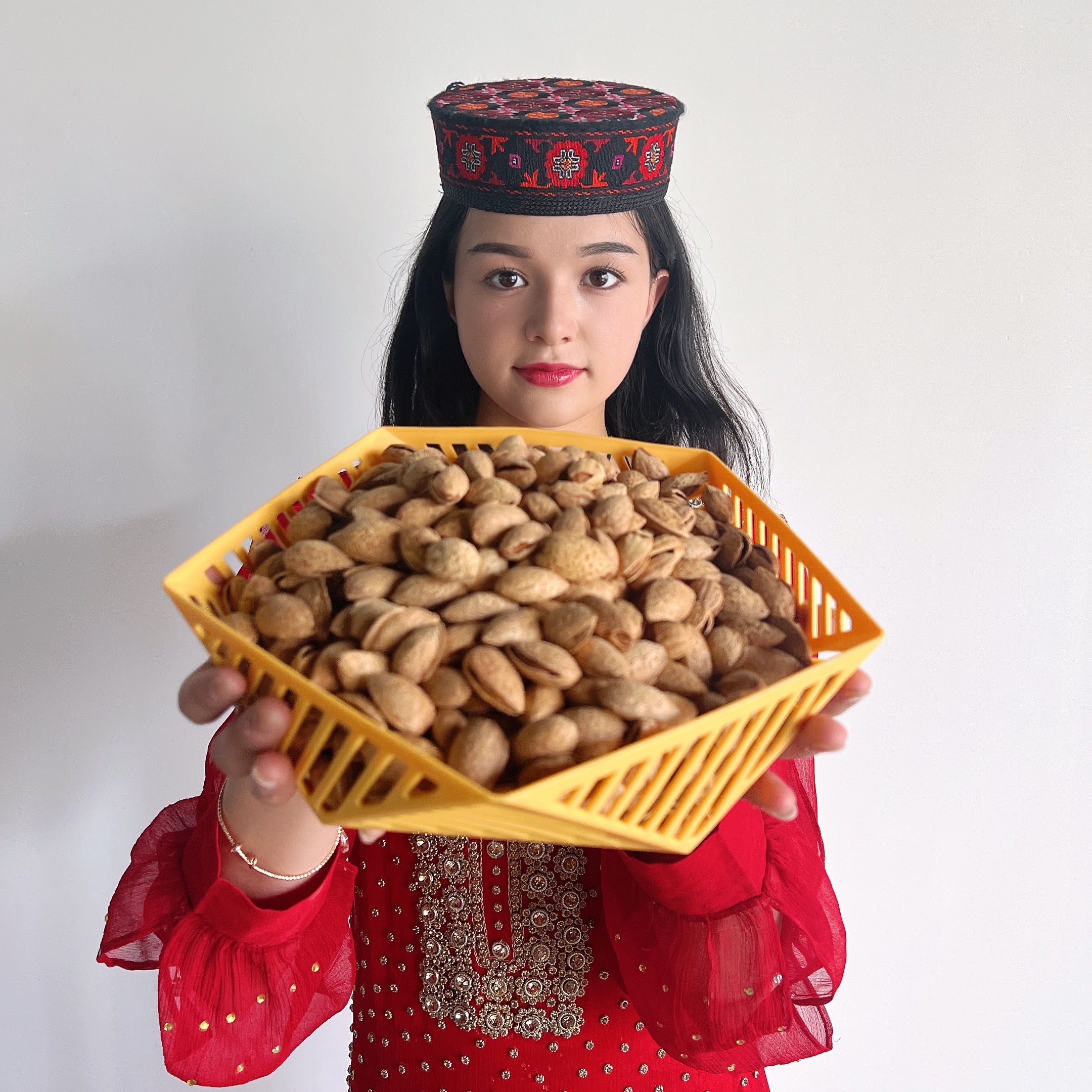 纸皮易开口新疆特产孕妇零食