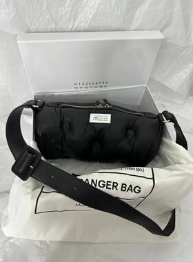 Margie11风格24ss马吉风斜挎枕头包MMM羊皮圆筒云朵包单肩枕头包