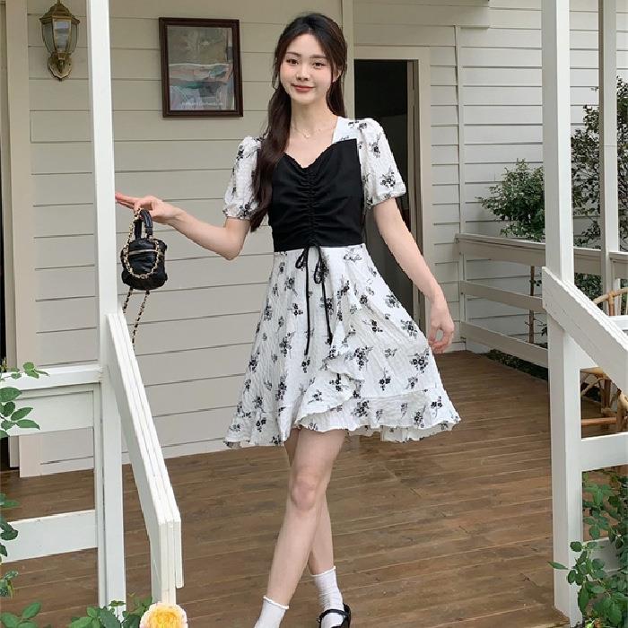温柔风甜美初恋泡泡袖碎