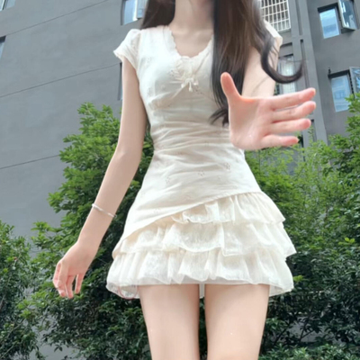 韩系假两件蕾丝连衣裙子女夏小个子甜美可爱风格衣服掐腰纯欲短裙