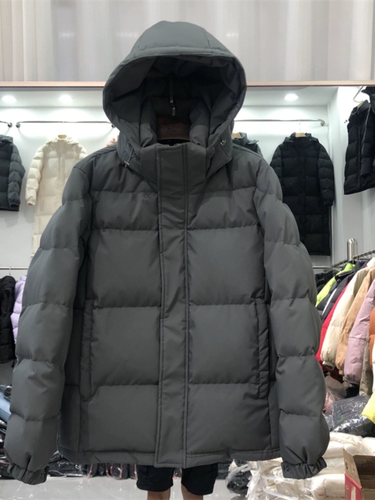 2025中戏短款羽绒服男女同款90白鸭绒加厚脱卸帽宽松大版情侣外套