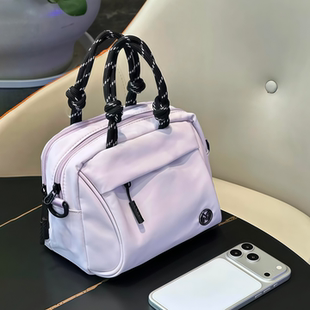 多功能手提单肩包休闲上班通勤包斜挎包大容量轻便2026新款流行