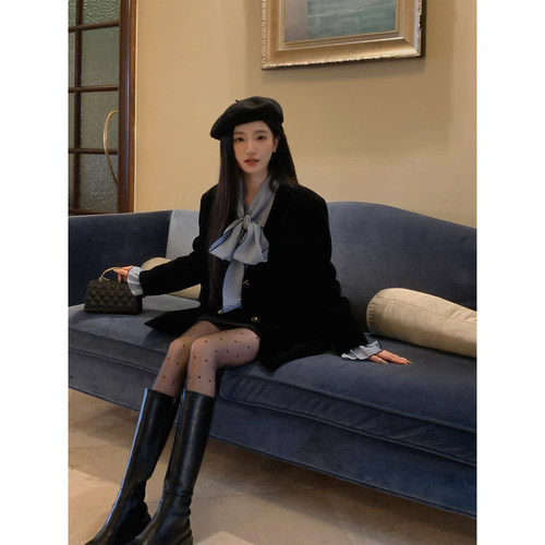 YIYIWANG西装外套半裙两件套