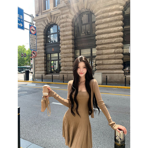 YYW汪澜的妹妹美拉德针织两件套