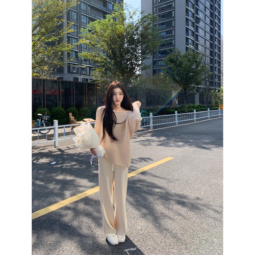 YYW汪澜的妹妹 温柔豆蔻 20羊毛系带蝙蝠袖毛感针织衫白色针织裤