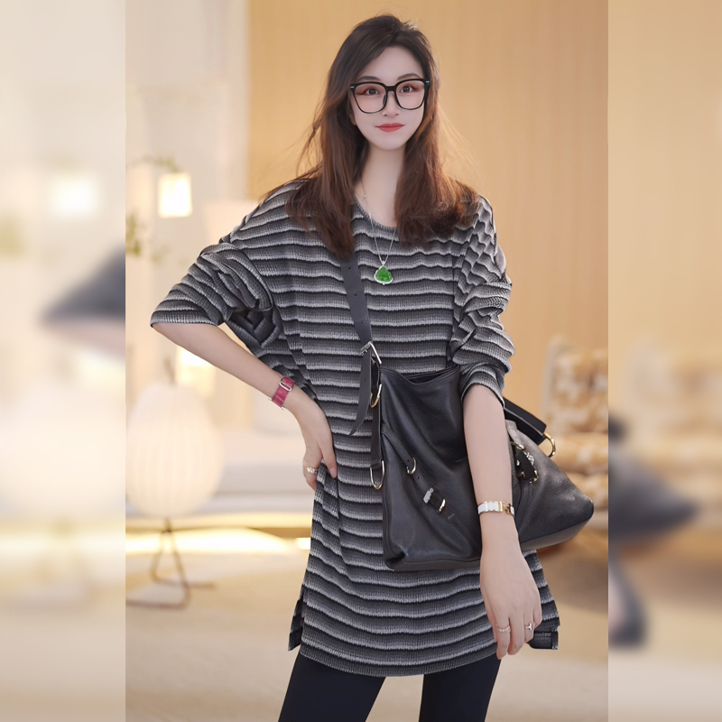 【Linda姐高端线】秋季时尚气质高档条纹长袖上衣T恤AF4SCS0073