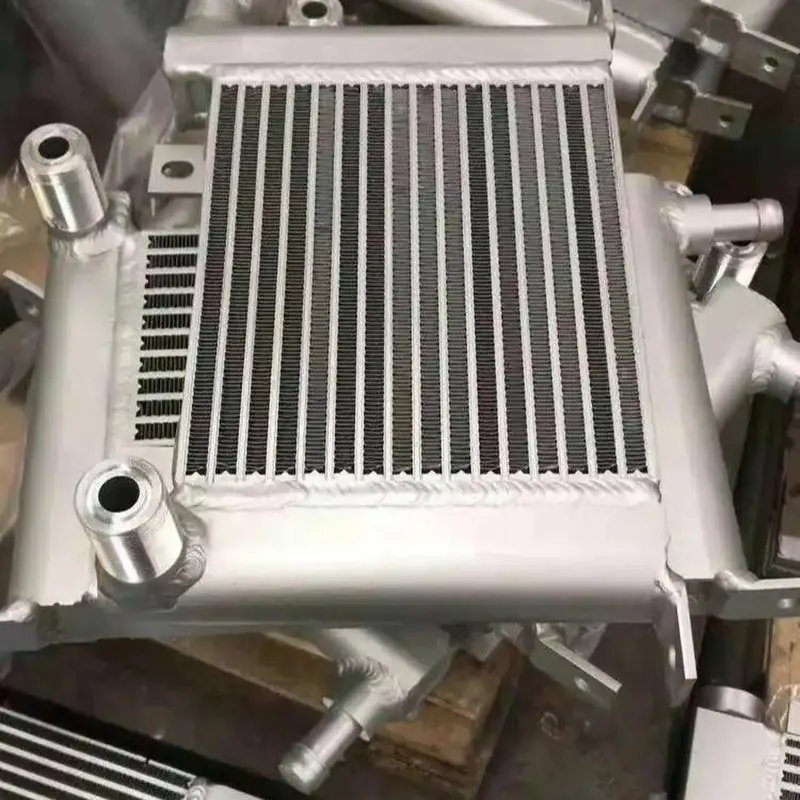 水箱机油散热器 冷却器中冷器装载机驾驶室变速箱