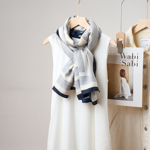 日本品质韩版新款简约披肩时尚包头巾高级感棉麻质感丝巾女士大牌