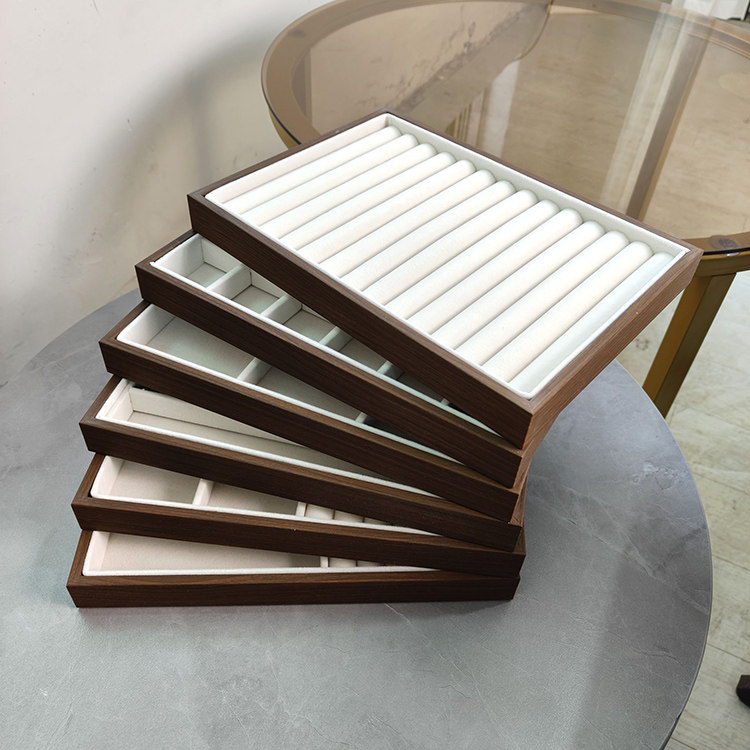 中号胡桃木纹米色绒布首饰托盘戒指手串项链耳环珠宝文玩展示表盘