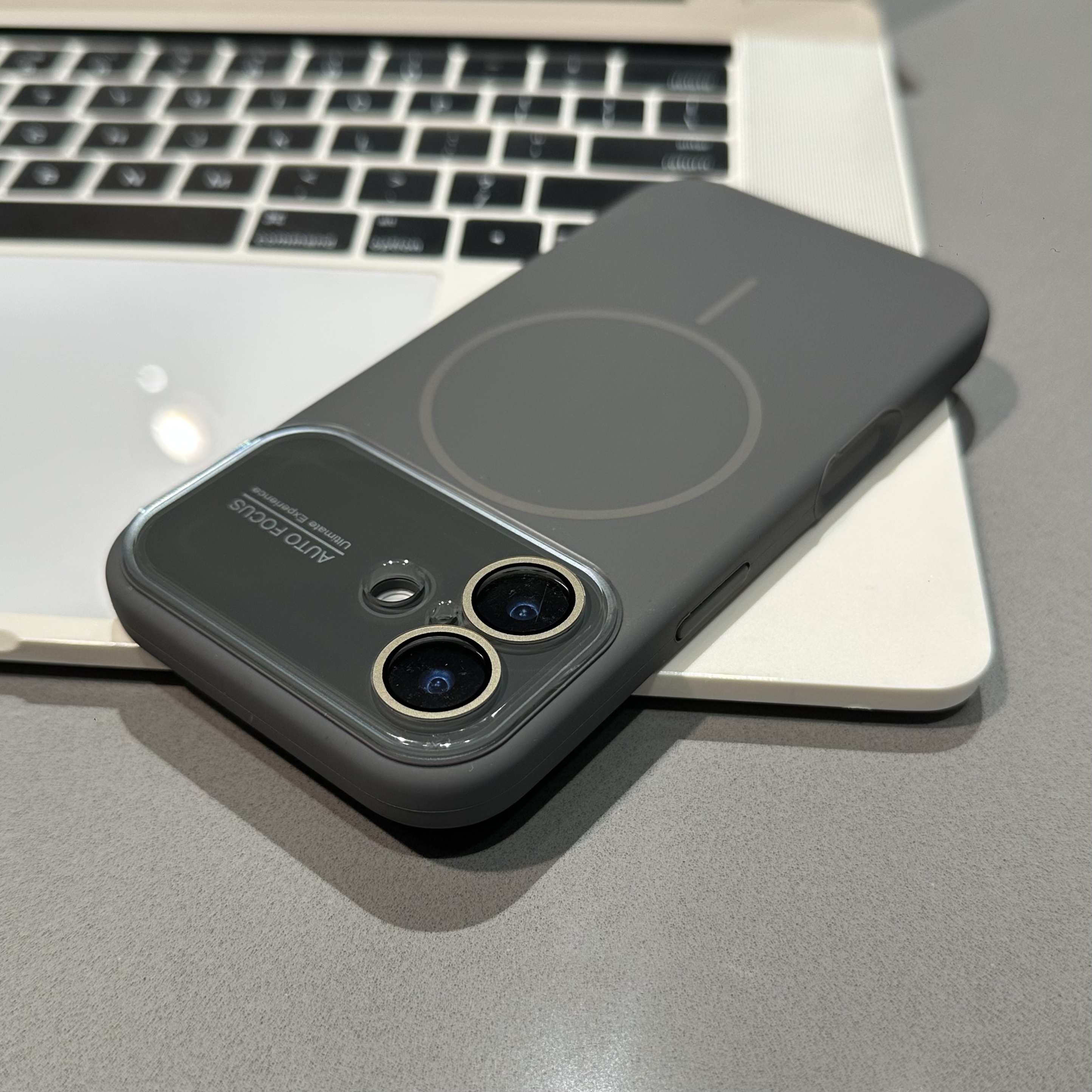 灰色大视窗液态磁吸适用苹果17promax手机壳iPhone16pro新款15/14pl.us简约纯色13pro高级12磨砂质感11保护套