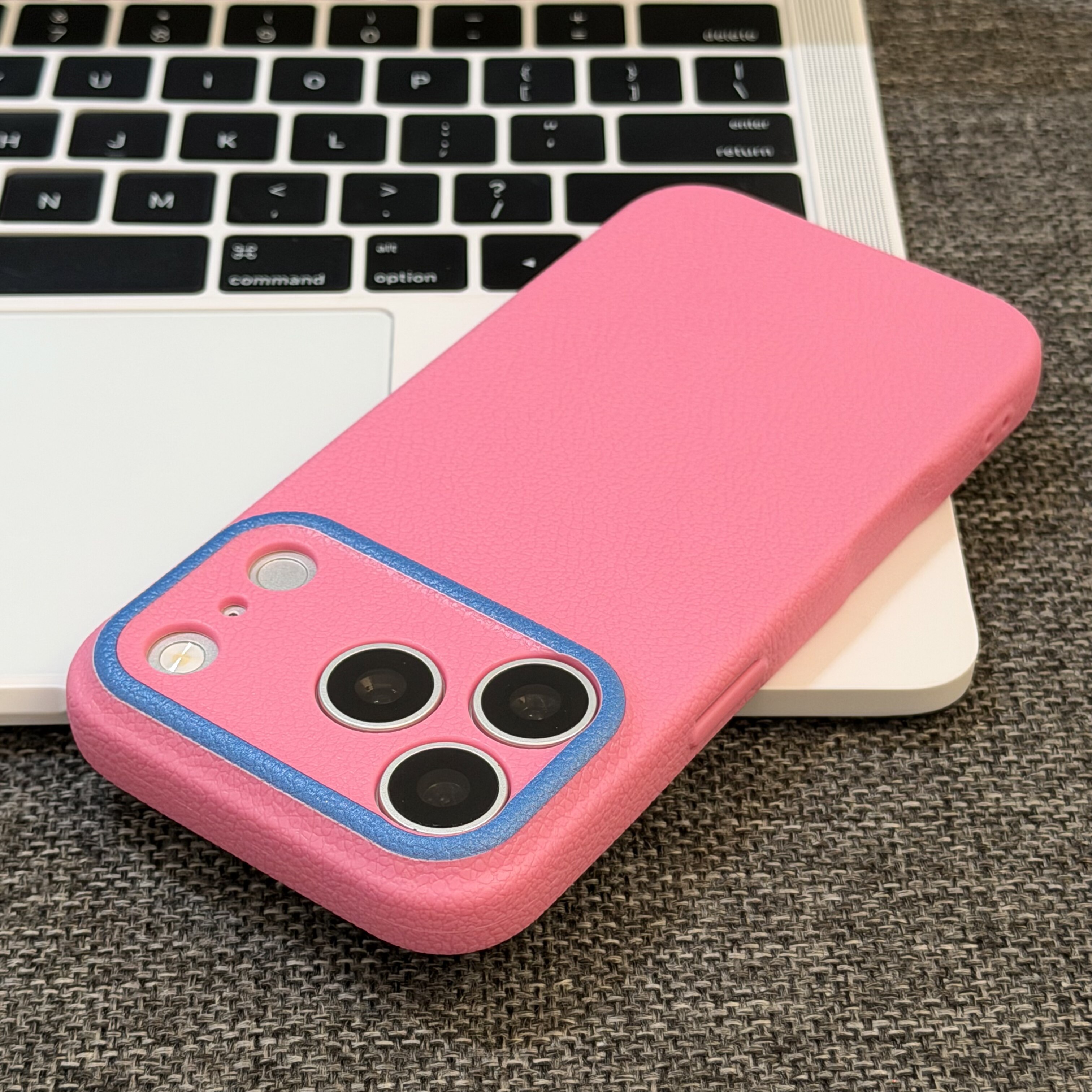 秒变18玫红皮纹蓝框适用苹果17秒变18ProMax肤感磨砂手机壳iPhone16新款15简约14/13pro个性高级12男女11防摔