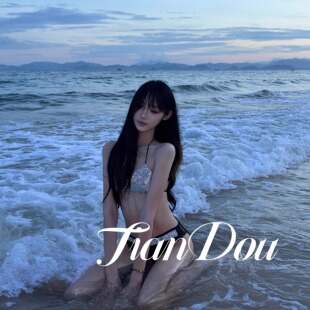 【浪曳晶澜】欧美带钻设计挂脖系带三点式性感比基尼分体泳衣显瘦