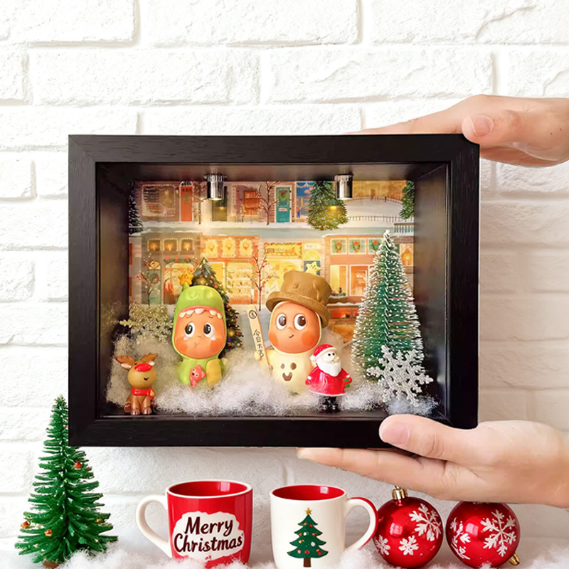 手工DIY圣诞主题手办收纳盒8寸方形PVC防尘展示盒装饰摆件