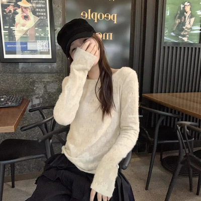 MZI STUDIO 秋冬韩系镂空蕾丝修身显瘦内搭U领长袖打底衫女157127