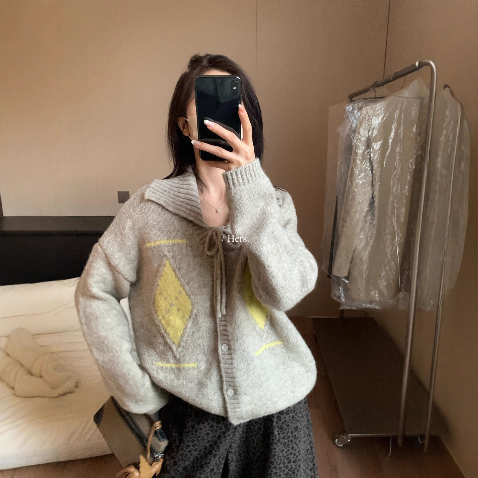 hers一勺甜2025秋冬韩系复古通勤宽松显瘦翻领系带毛衣外套92430