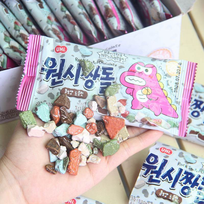韩国进口 yem彩色糖石头巧克力休闲小零食迷彩糖衣巧克力25g