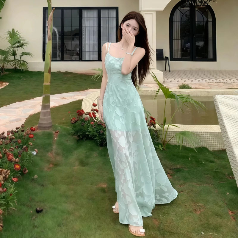 法式肌理感提花大摆修身