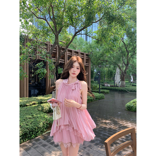八盖pinky 温柔姐姐系 粉色百褶蝴蝶结挂脖上衣套装 女短裙 piggy