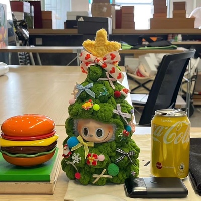 Labubu娃娃圣诞树娃衣礼盒