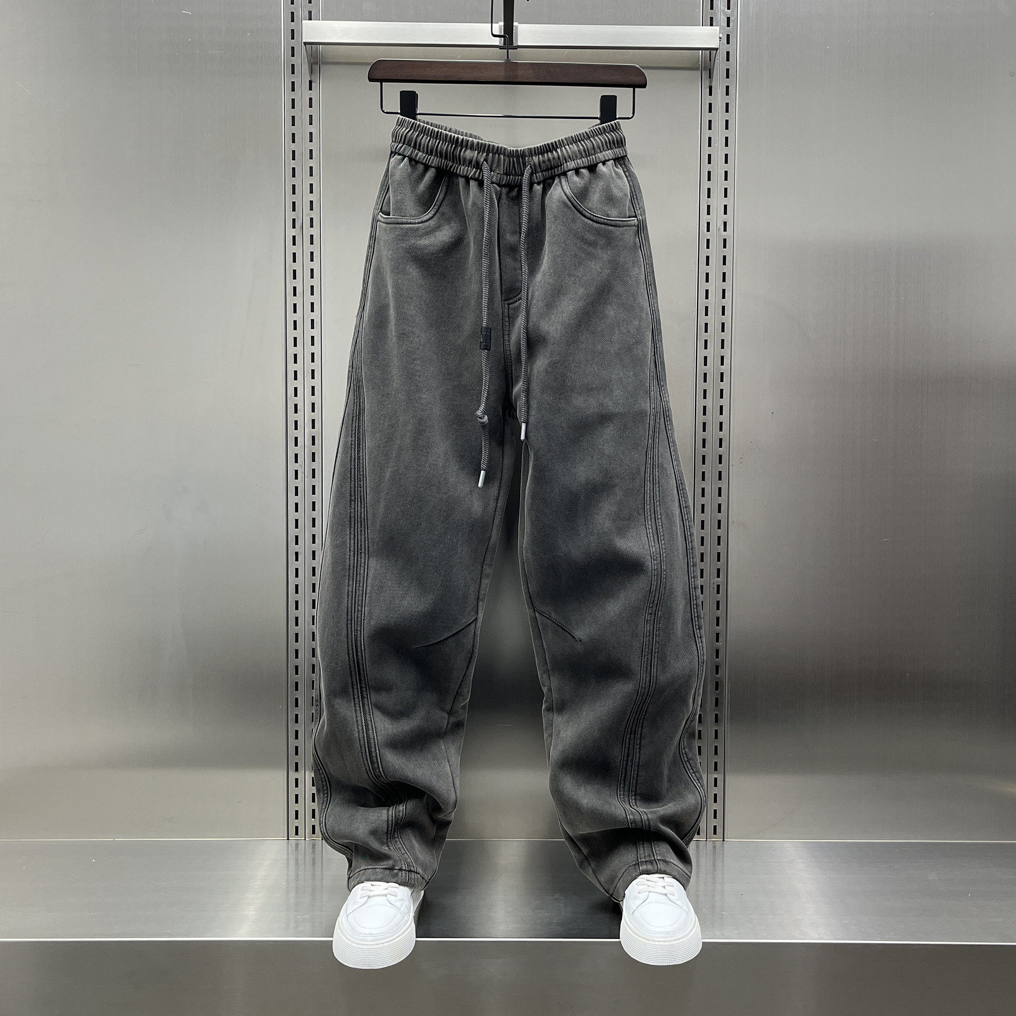 美式痞帅宽松加绒水洗牛仔裤男秋冬2025新款潮牌小众设计感休闲裤