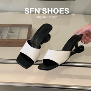 韩版方头露趾一字拖女款2026新款夏季外穿高跟拖鞋坡跟气质凉拖鞋