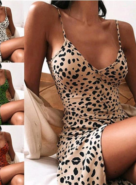 Leopard print v-neck slip dress    女士豹纹印花v领吊带连衣裙