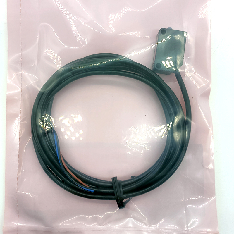 光电开关传感器PD10SDK40N3全新