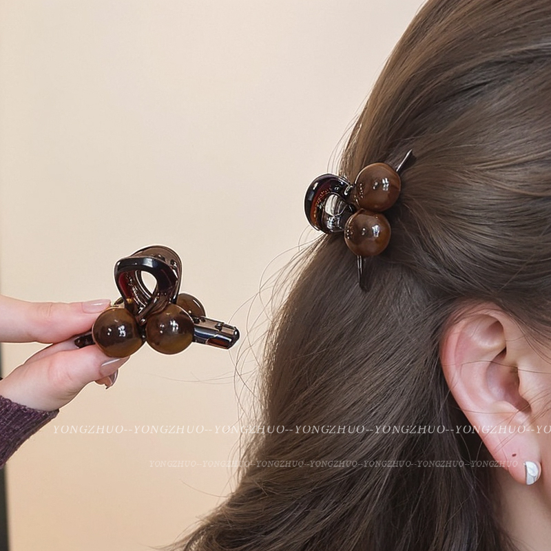 咖色刘海小抓夹女高级感2025新款前额侧边发夹半扎发小号夹子头饰