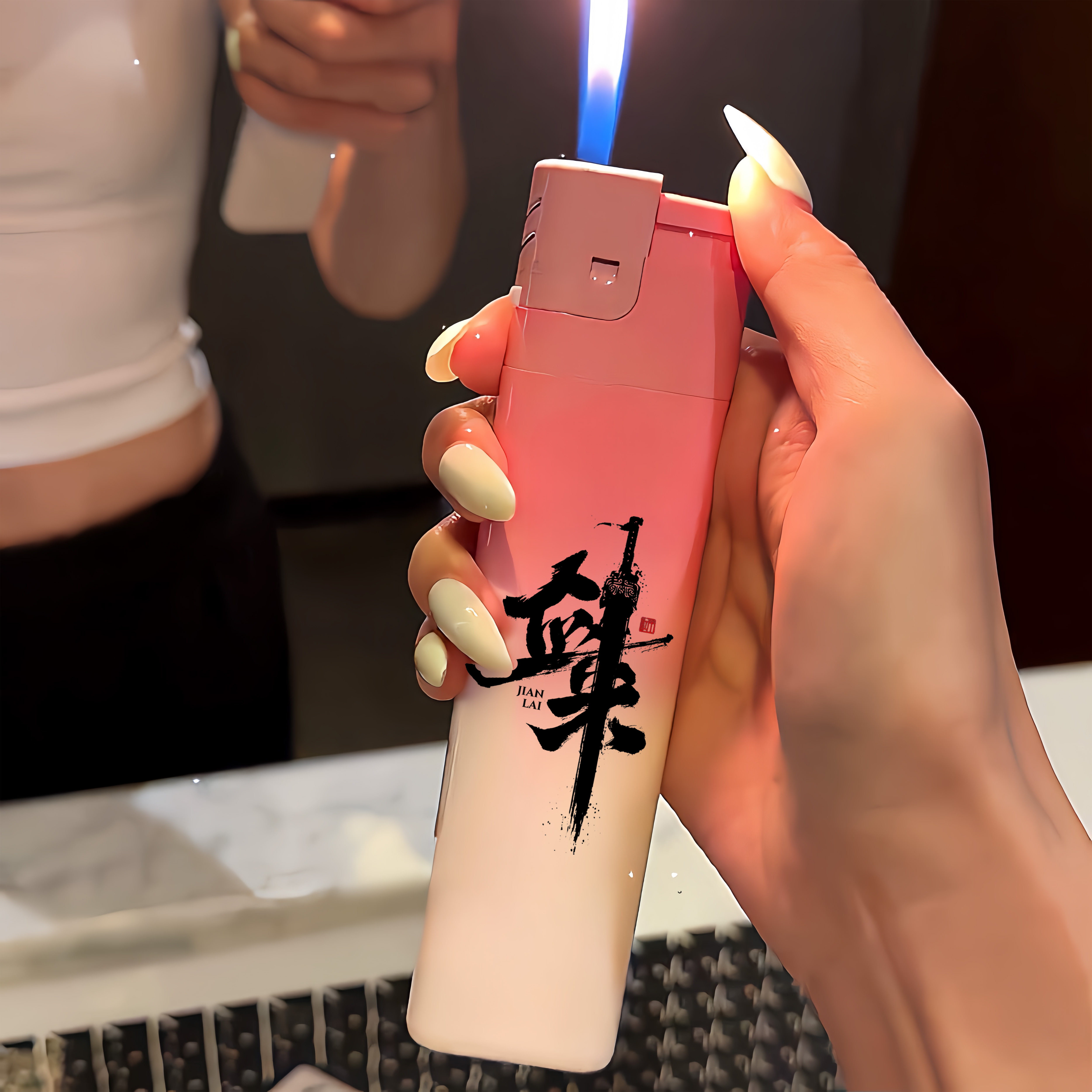 剑来15.5CM渐变色巨无霸打火机
