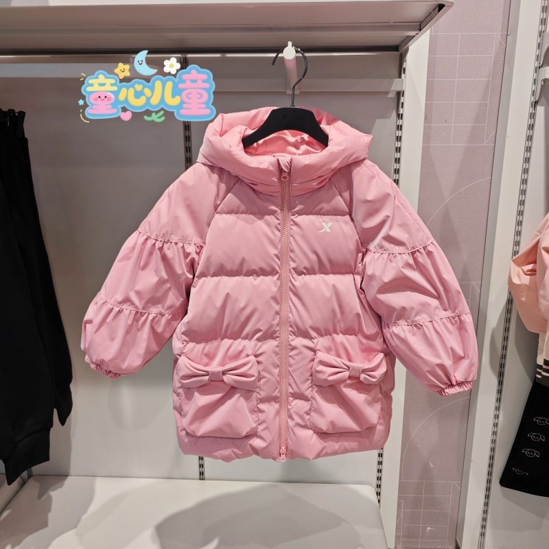 特步儿童2025冬新款6754241A3233女小童密热绒保暖中长款羽绒服